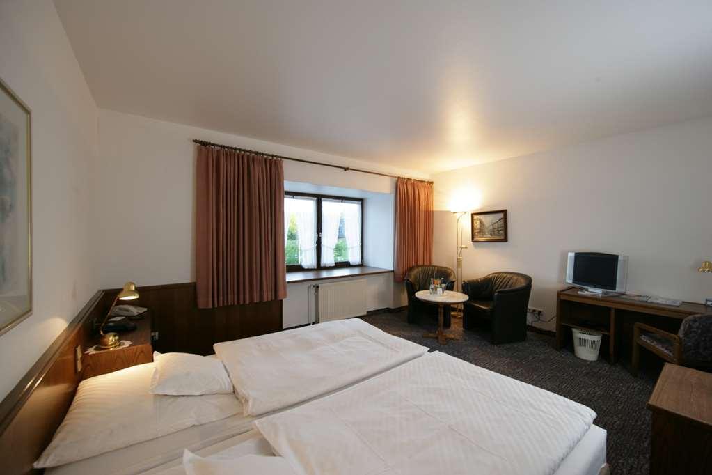 Jaegerhof Otel Langenhagen  Oda fotoğraf